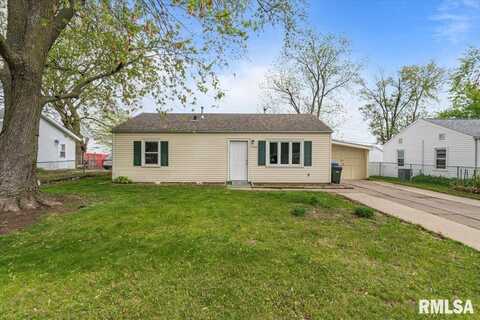 2008 W 75TH Place, Davenport, IA 52806