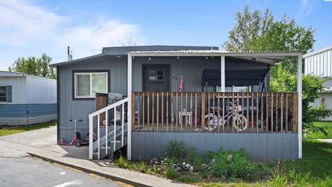 49 Log Lane, Richland, WA 99354