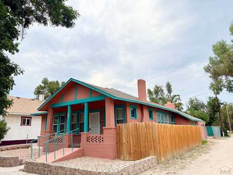 615 W 21st St, Pueblo, CO 81003