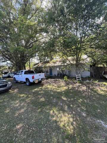 2933 Pine Forest Rd, Cantonment, FL 32533