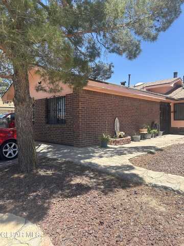1540 SIERRA DE ORO Drive, El Paso, TX 79936
