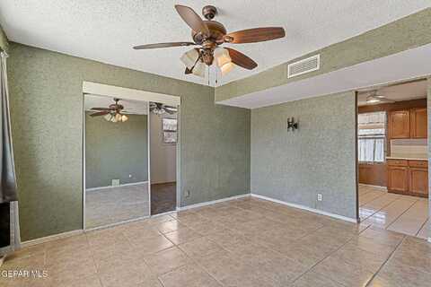 8353 LOMA TERRACE Road, El Paso, TX 79907