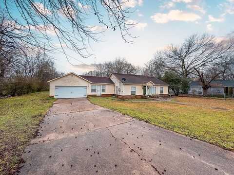 314 Gammage, ELKHART, TX 75839