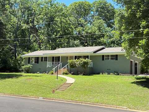 1113 Swanson Dr, PALESTINE, TX 75801