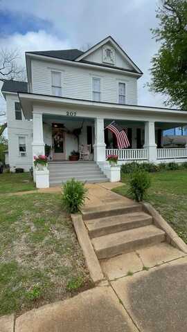 207 W Reagan, PALESTINE, TX 75801