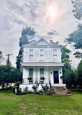 215 Sycamore, PALESTINE, TX 75801