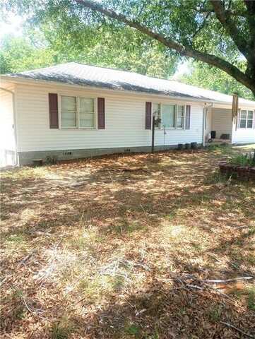 281 LEE RD 315, Smiths Station, AL 36877