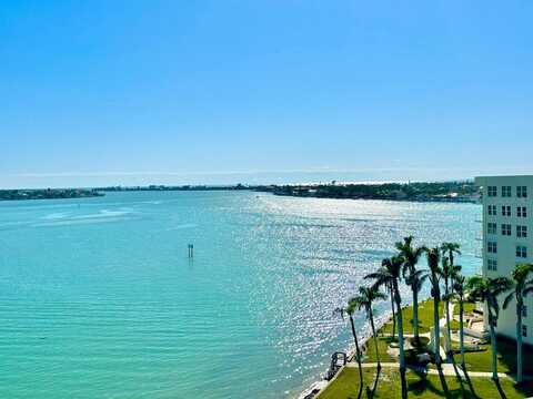 6287 BAHIA DEL MAR CIRCLE, Saint Petersburg, FL 33715