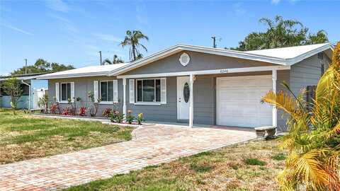8240 QUAIL ROAD, SEMINOLE, FL 33777