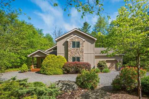 600 Conestoga Trail, Pocono Pines, PA 18350
