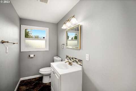 144Th, PORTLAND, OR 97236