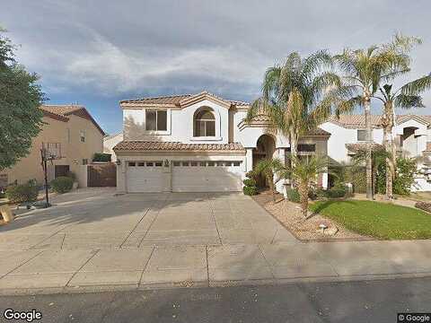 Roles, GILBERT, AZ 85296
