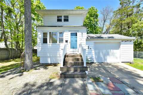 North, MASSAPEQUA, NY 11758
