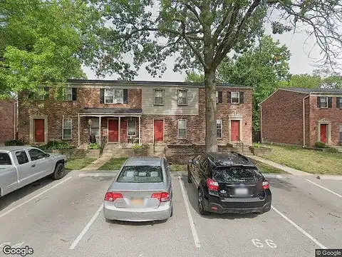 Clarkson Ct, ELLISVILLE, MO 63011