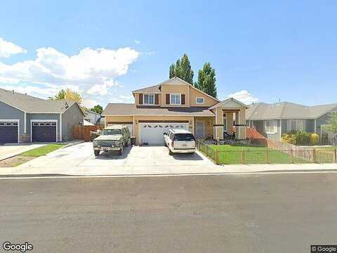 Winnies, FERNLEY, NV 89408