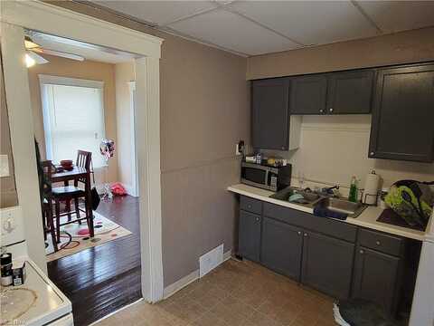 134Th, CLEVELAND, OH 44112