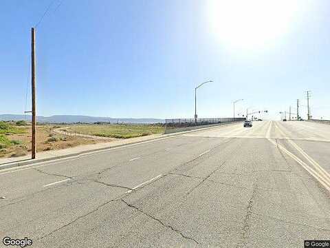 W Ave H 13, Lancaster, CA 93534
