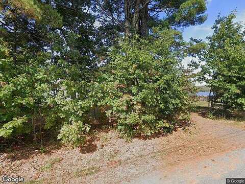 Hampton Point, MAYFIELD, NY 12117