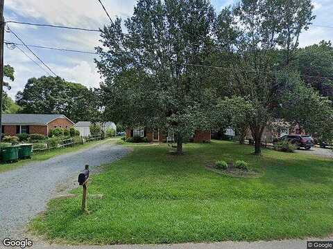 Runabout, PFAFFTOWN, NC 27040