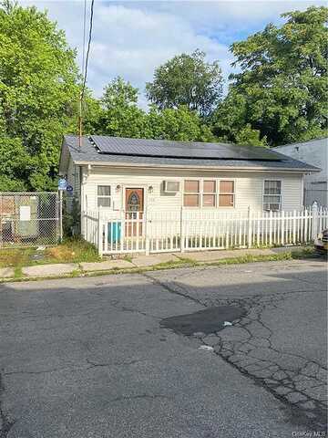 William, NEWBURGH, NY 12550