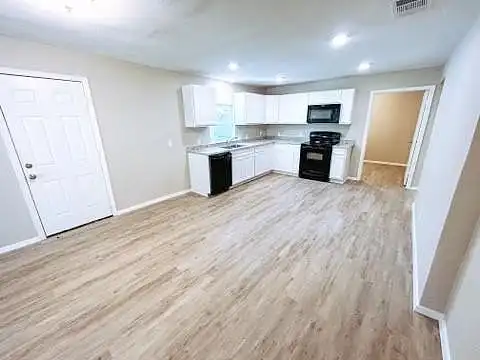 Roy, GAINESVILLE, TX 76240