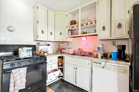 300, KNOX, IN 46534
