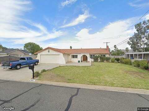 Avenida Hacienda, RIVERSIDE, CA 92508