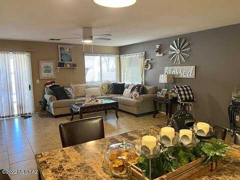 Via Tierra Santa, TUCSON, AZ 85746