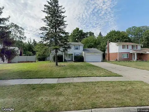 Secluded, SOUTHFIELD, MI 48075