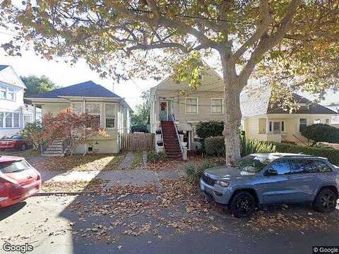 11Th, OAKLAND, CA 94606