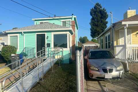 103Rd, OAKLAND, CA 94603
