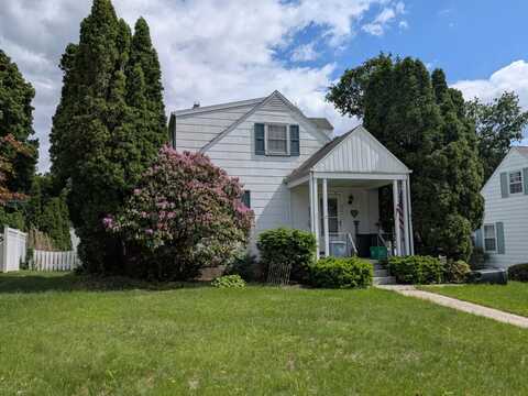 Elm Ct, Allentown, PA 18104