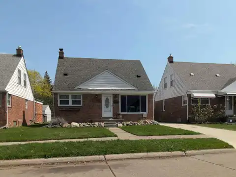 Grant, SAINT CLAIR SHORES, MI 48081