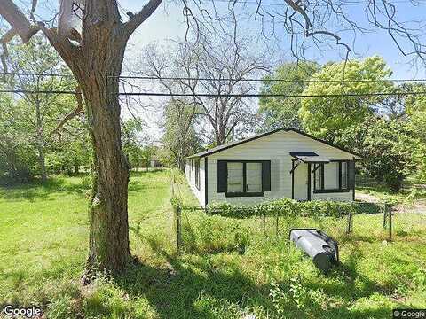 Avenue D, BAY CITY, TX 77414