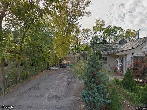 Grove, KEEGO HARBOR, MI 48320