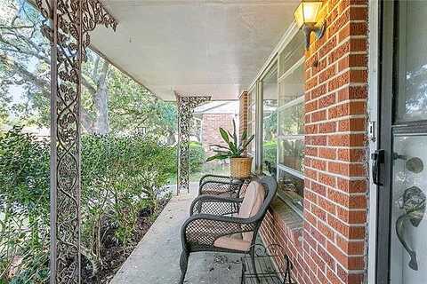Crystal, NEW ORLEANS, LA 70124