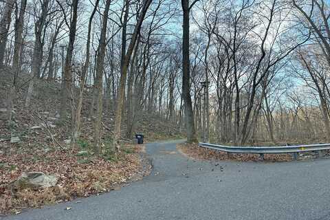 Sweet Hollow, MILFORD, NJ 08848
