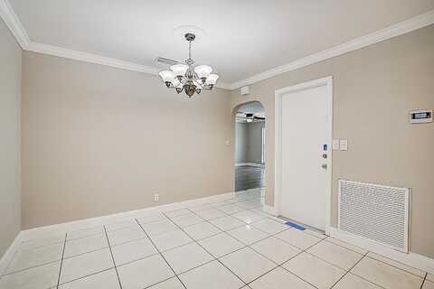 109Th, CORAL SPRINGS, FL 33065