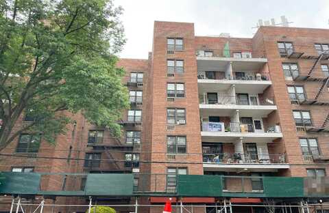 Parsons Blvd Unit 3F, Flushing, NY 11354