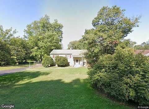 Lee, SPRING CITY, PA 19475