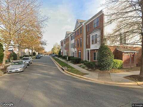 Smallwood, CHANTILLY, VA 20152