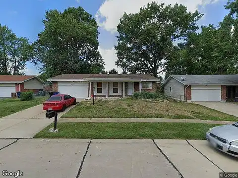 Sulla, FLORISSANT, MO 63033