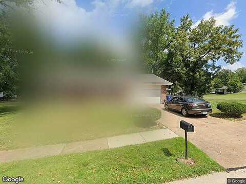 Sulla, FLORISSANT, MO 63033