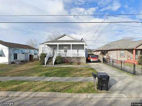 Tulip, NEW ORLEANS, LA 70126