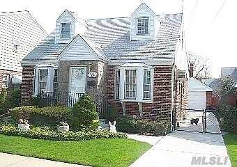 Winthrop, NEW HYDE PARK, NY 11040