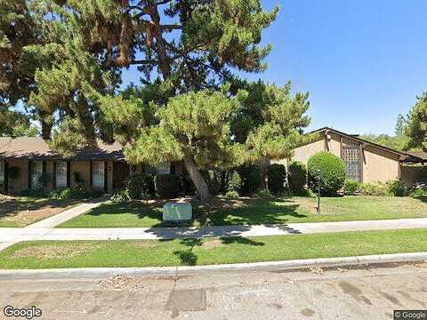 7Th, FRESNO, CA 93726