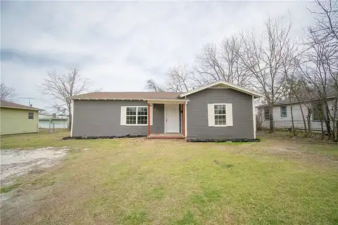 Pine, WEST, TX 76691