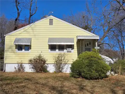 Ne 49Th Street, Kansas City, MO 64117