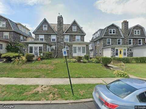 Woodcrest, PHILADELPHIA, PA 19131