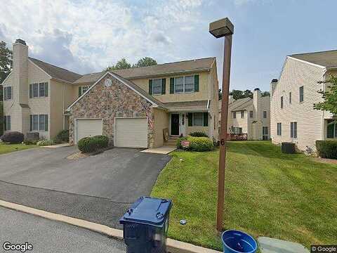 Kerry, MALVERN, PA 19355